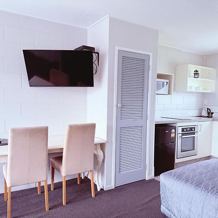 Continental Motel Whangarei Exterior photo