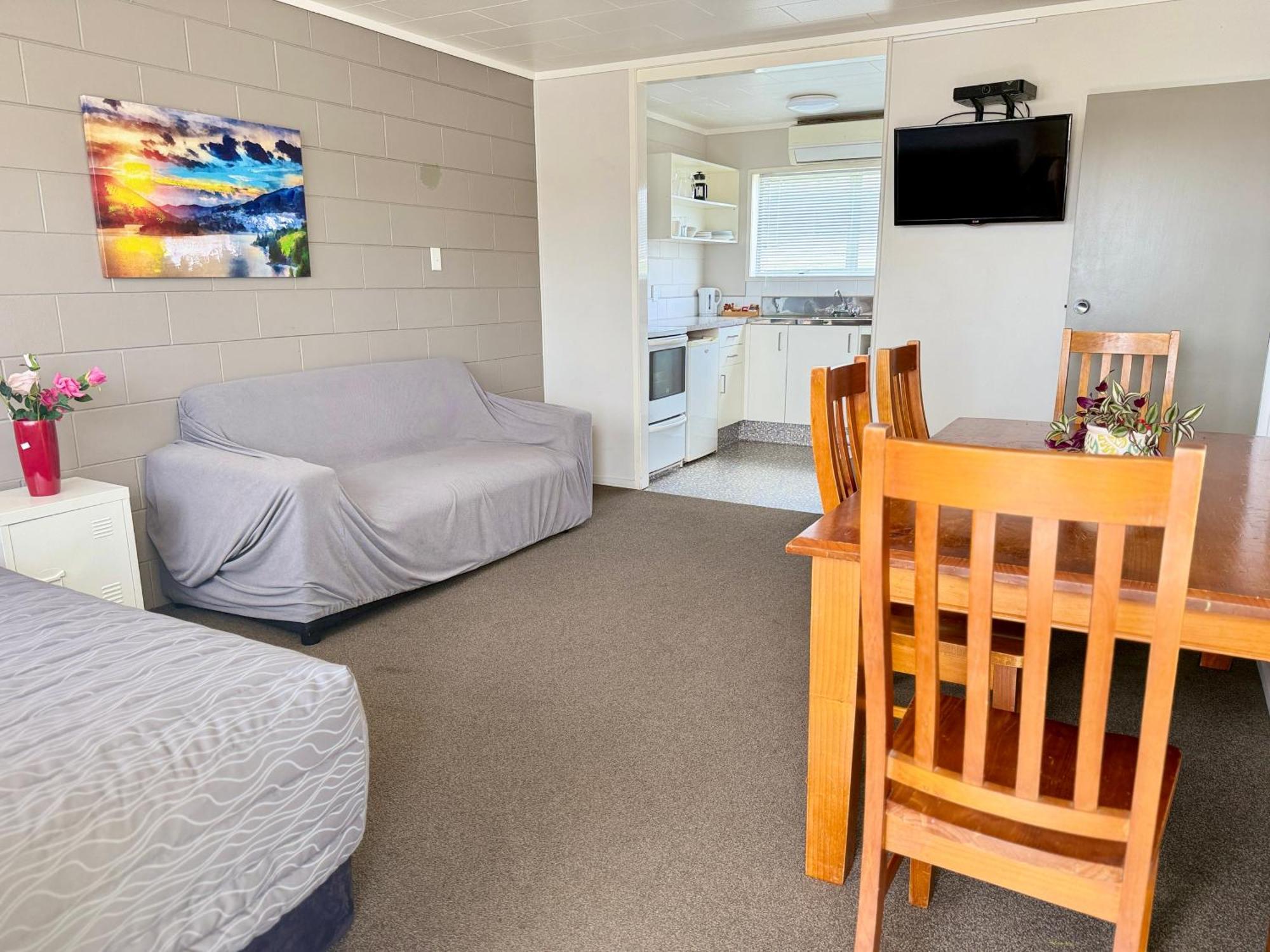 Continental Motel Whangarei Exterior photo